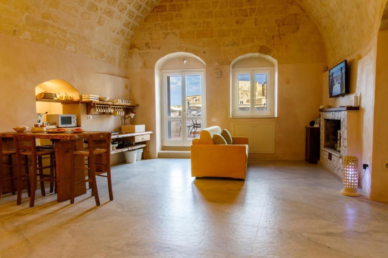 Casa Vacanza La Cava Nel Barisano Suite มาเตรา ภายนอก รูปภาพ